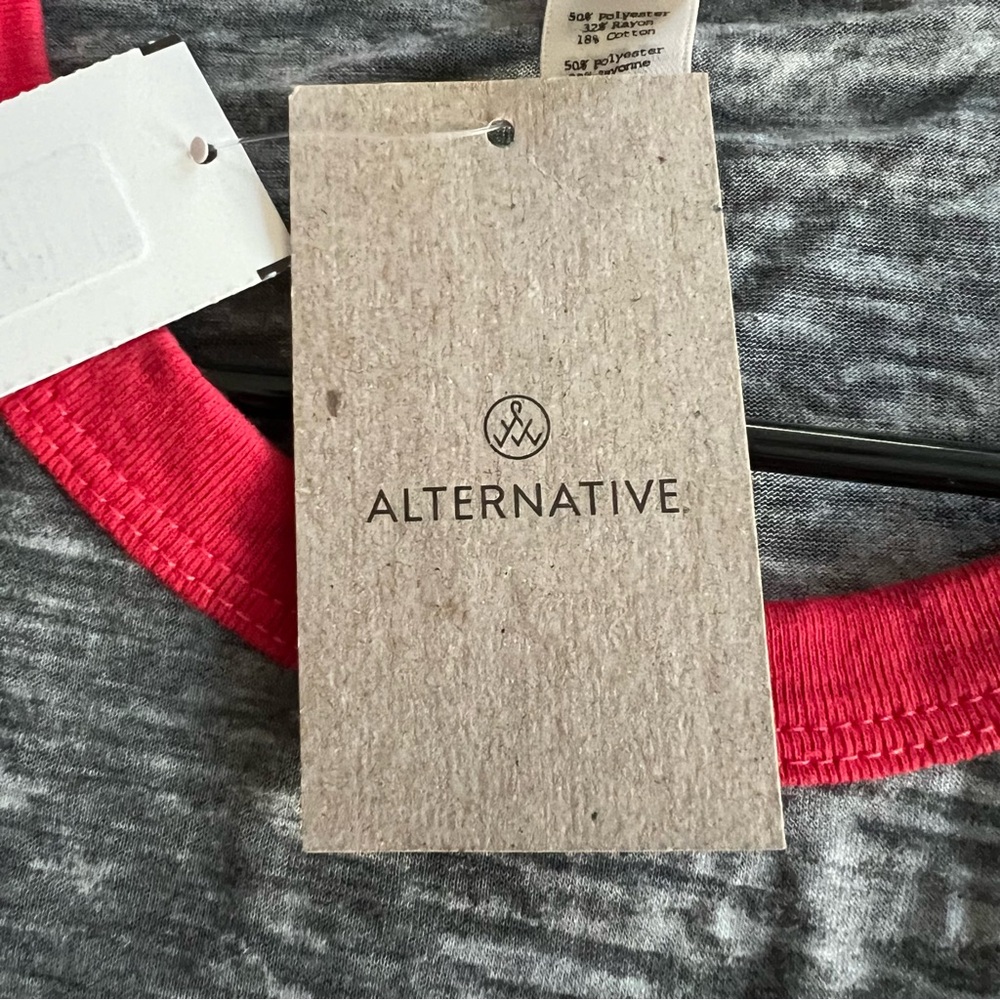 NWT ALTERNATIVE APPAREL 3/4 Sleeve grey & Red USA Heather Burnout Tee Size M - Picture 6 of 12